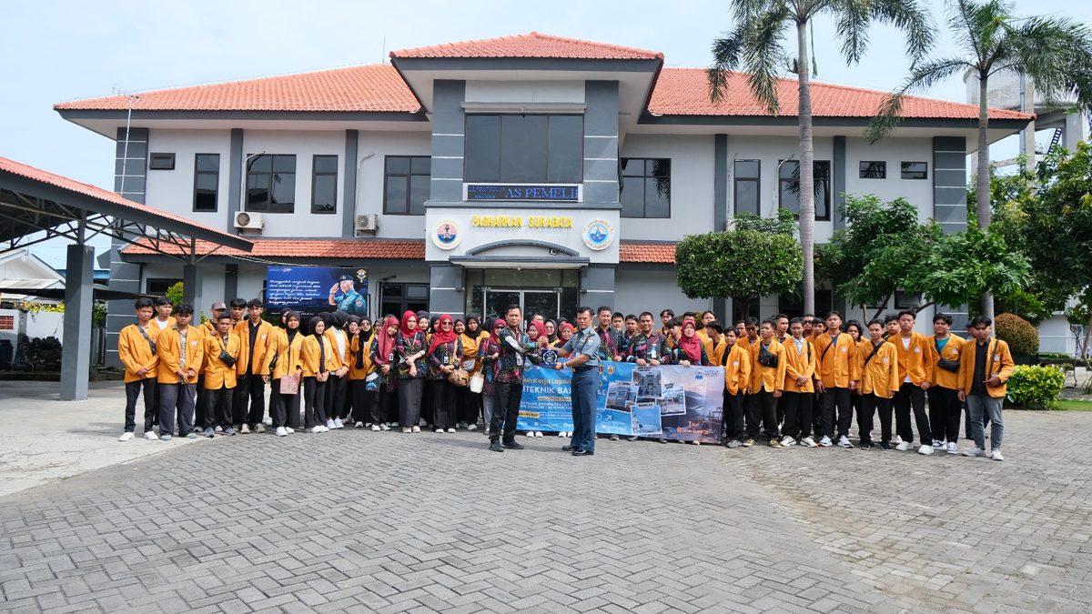 Kegiatan Kuliah Kerja Lapangan (KKL) Politeknik Baja Tegal 2025: Menggali Wawasan Industri dan Teknologi